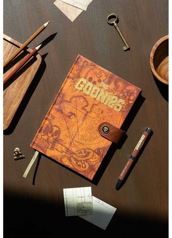 ERIK The Goonies A5 premium notebook + projector pen