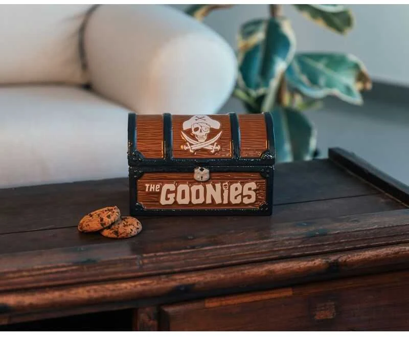 ERIK The Goonies Treasure Chest Biscuit box