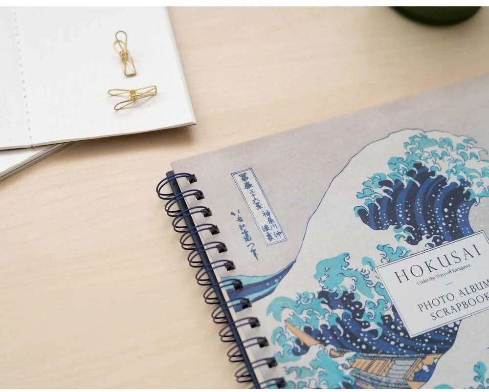 ERIK The Great Wave of Kanagawa Hokusai Scrapbook Photo album