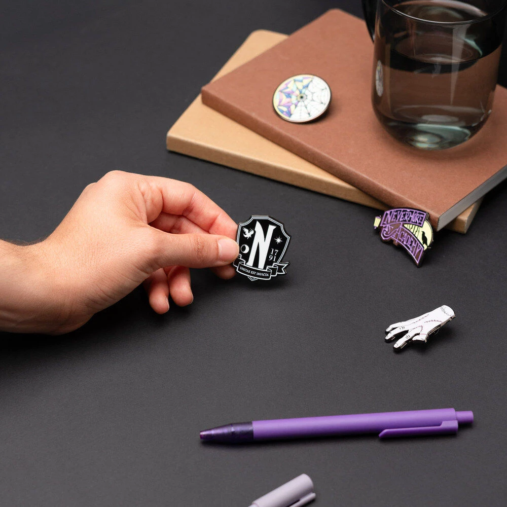 ERIK Wednesday set of 4 pins