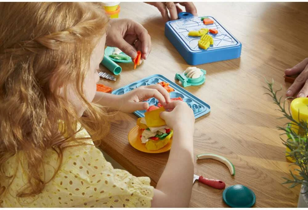 PLAY-DOH Rinkinys „Mažasis šefas“