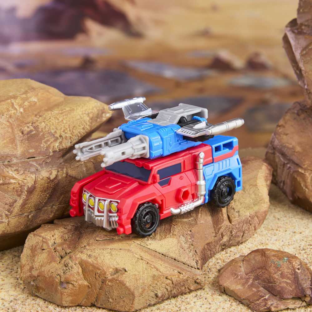 Transformers - Cyberworld šarvuotas C 10cm - Optimus (G10545X0)
