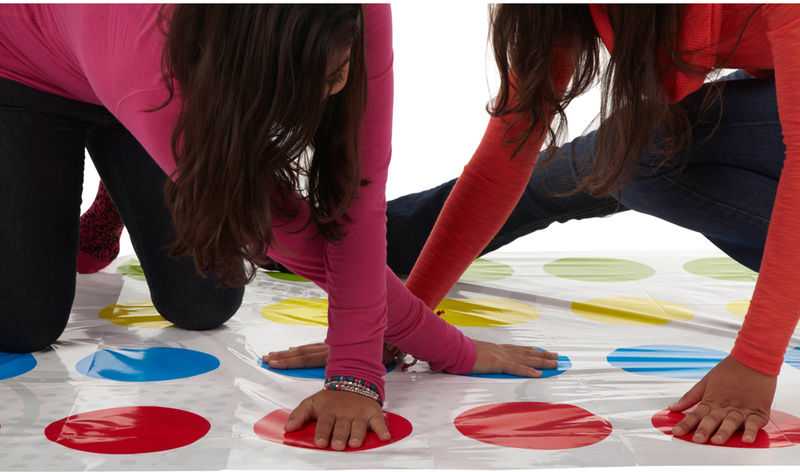 Stalo žaidimas Twister Hasbro