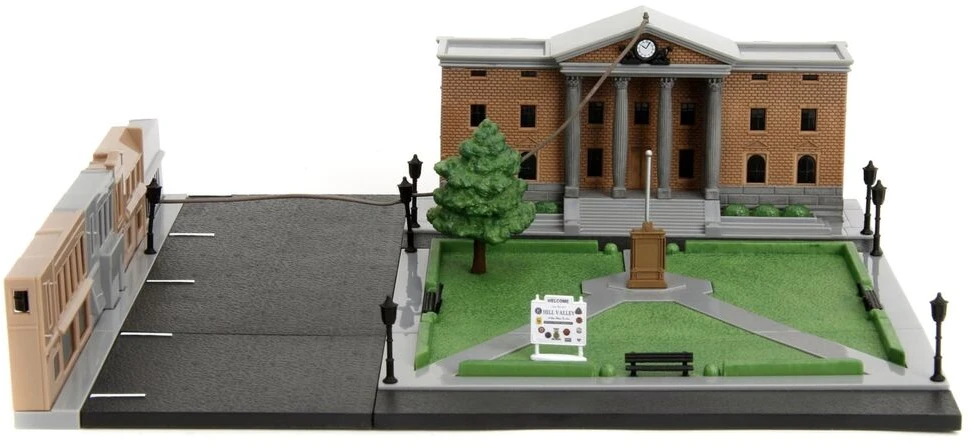 Jada Toys Back To The Future Hill Valley Courthouse Square diorama replica