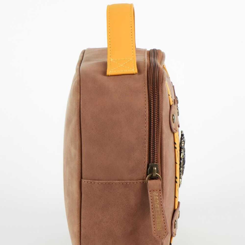 CERDÁ Harry Potter Hufflepuff travel vanity case