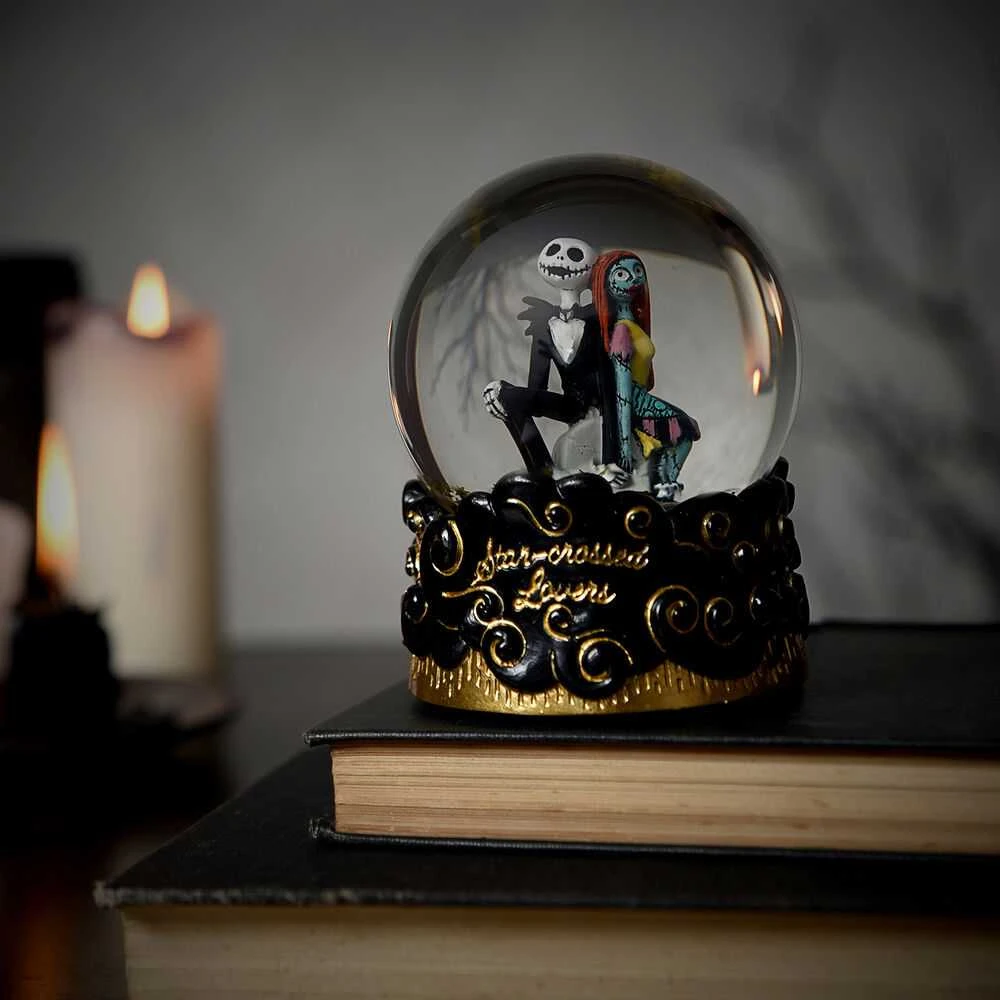 Widdop Co Disney Nightmare Before Christmas snow globe