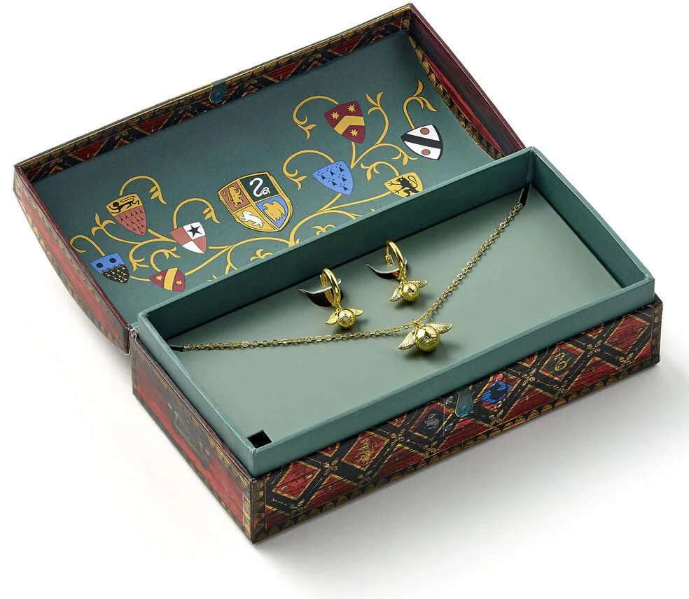 The Carat Shop Harry Potter Golden Snitch earrings + pakabukas