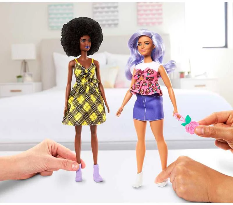 Mattel Barbės 2 rūbų komplektų rinkinys 2021