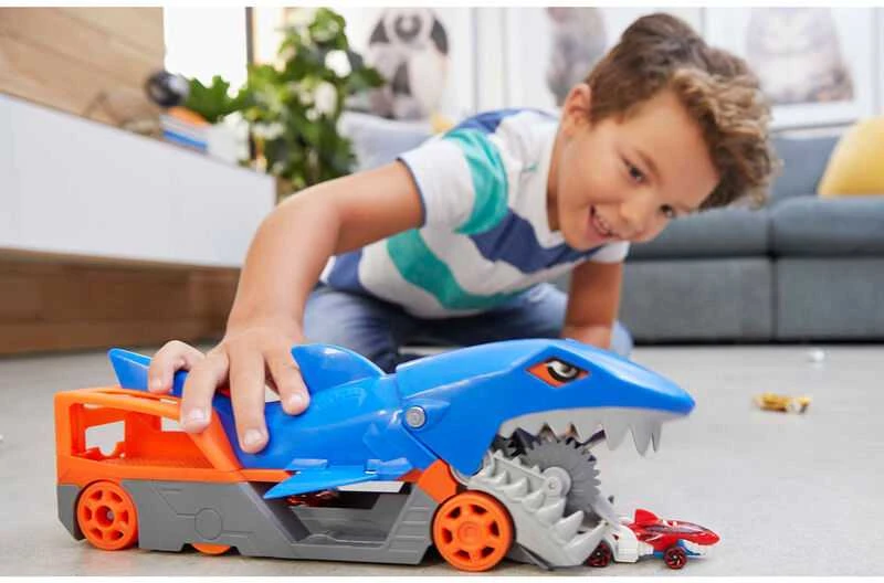 Mattel Hot Wheels „Ryklys transporteris“