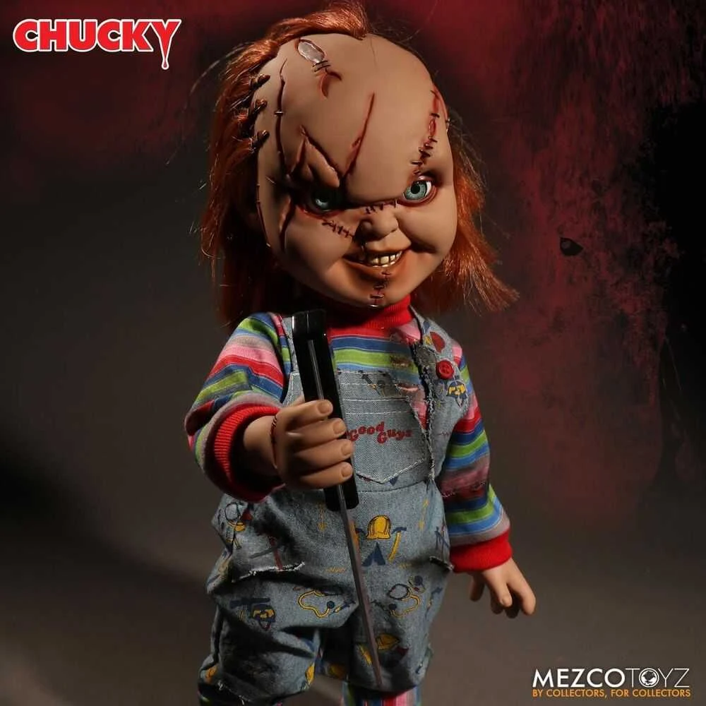 Mezco Toys Chucky Child's Play talking figure 38cm