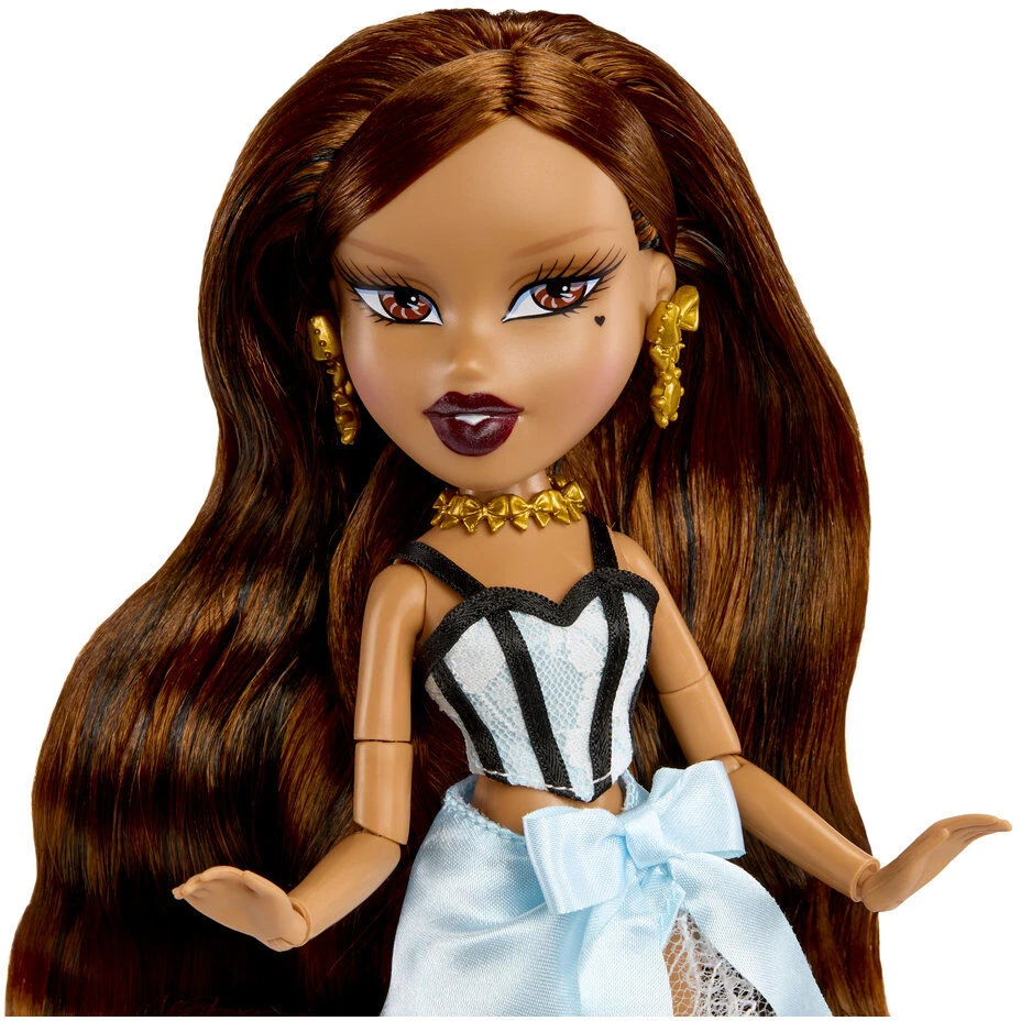 MGA Bratz Stylin Birthday Yasmin doll + t-shirt