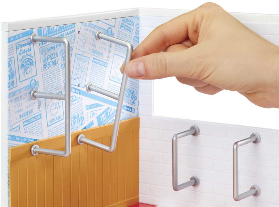MGA Miniverse Make It Mini Spaces Picerija playset