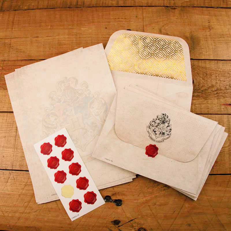 Paladone Harry Potter Hogwarts letter writing set