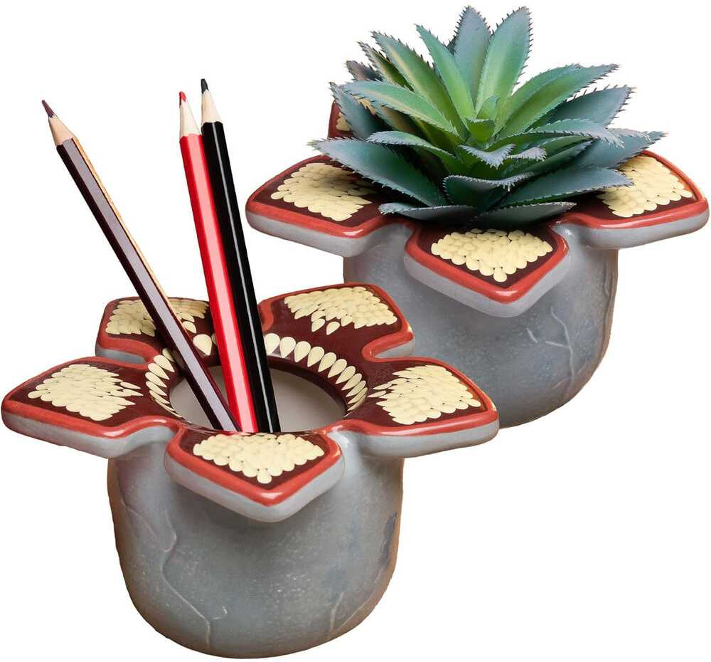Paladone Stranger Things Demogorgon Pen Pot