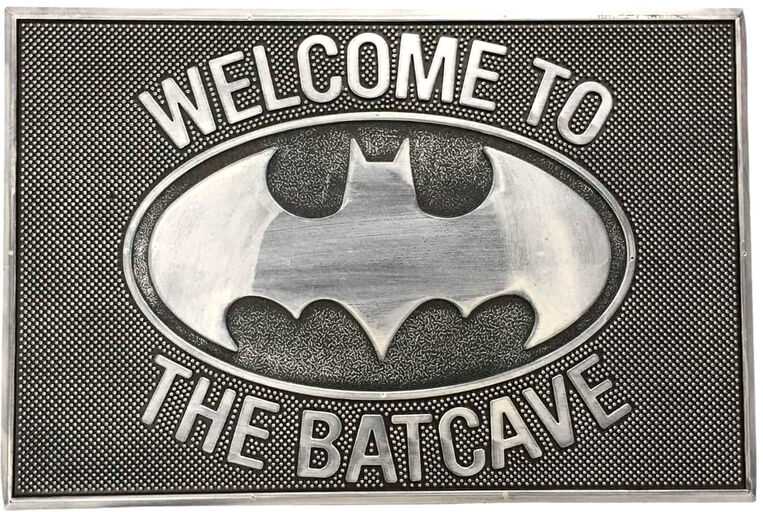 Pyramid Batman (Welcome to the Batcave) guminis durų kilimėlis | 40x60cm