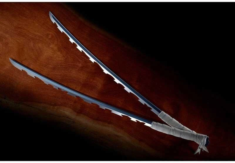 Tamashii Nations Demon Slayer Kimetsu No Yaiba Inosuke Hashibira Nichirin Sword replica 93cm