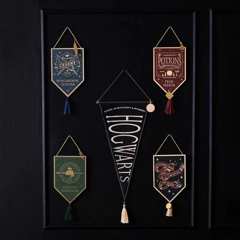 Widdop Co Harry Potter Hogwarts hanging banner