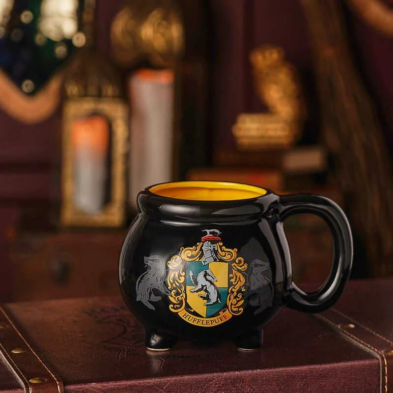 Widdop Co Harry Potter Hufflepuff cauldron mug