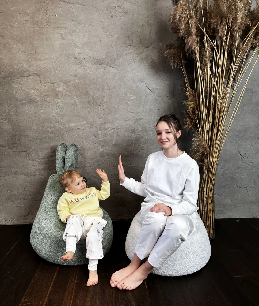Qubo™ Baby Rabbit Raspberry POP FIT