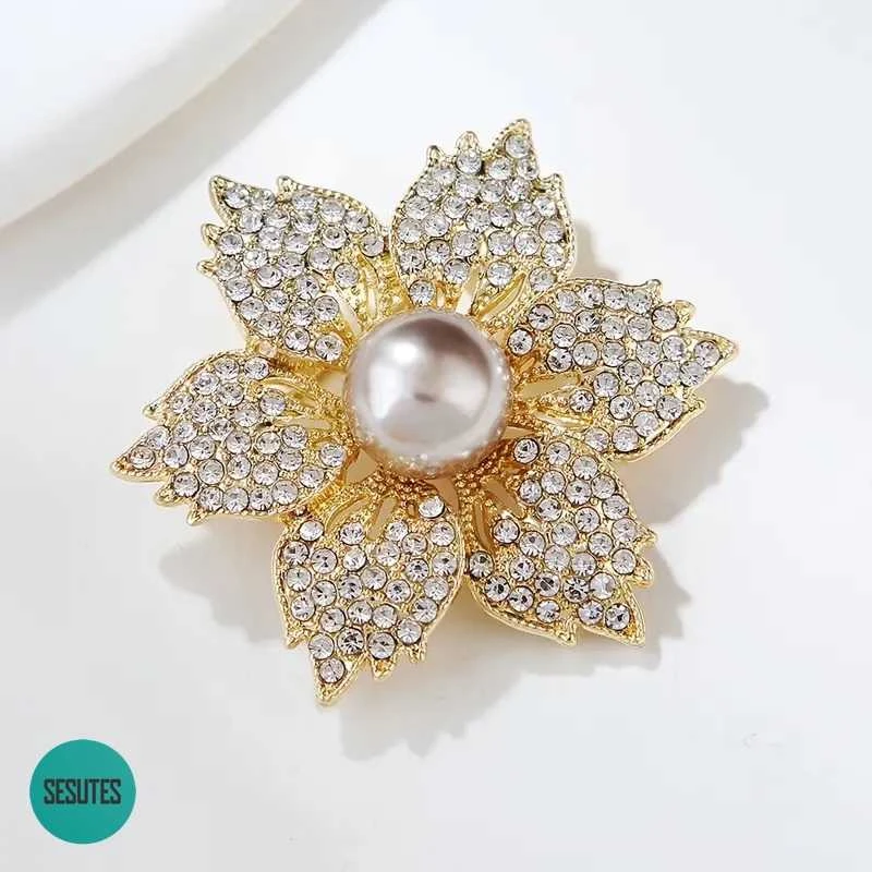 Unikalaus dizaino sagė , Pearl in a flower