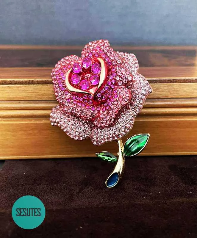 Unikalaus dizaino sagė ,Rose