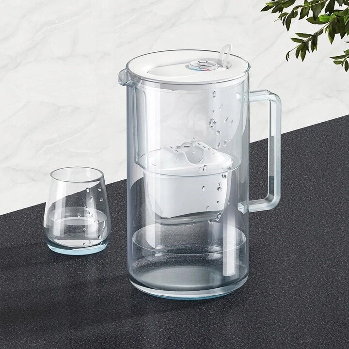 Vandens filtravimo ąsotis Aquaphor Glass 2,5L, pilkas, su 6 vnt vandens filtrų