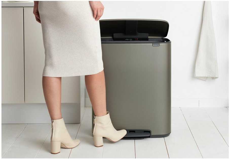 Brabantia Šiukšlių dėžė su pedalu, Bo 60L - platinos spalvos