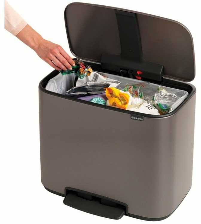 Šiukšlių dėžė su pedalu, Brabantia Bo 36L - platinos spalvos