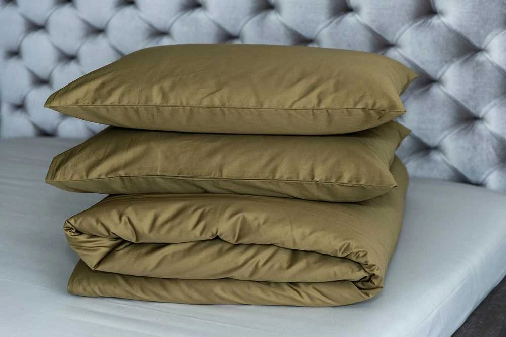 MIEGO GURU PREMIUM satino patalynės komplektas “Royal Olive” (TC300) 180x200cm