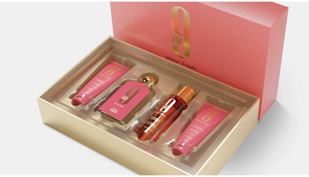 Afnan 9am Pour Femme komplektas parfuminio vandens purškiklis 100 ml + kūno dulksna 150 ml + kūno losjonas 100 ml + dušo želė 100 ml