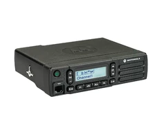Motorola DM2600 DMR UHF Profesionali radijo stotelė