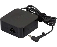 Nešiojamojo kompiuterio maitinimo adapteris Asus 65 W, 19 V (AC Adaptor 65W 19V 3-Pin)