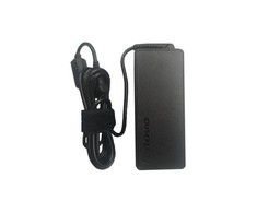 „Lenovo“ nešiojamojo kompiuterio kintamosios srovės adapteris 65 W, 3,25 A, 20 V (01FR051)