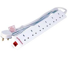 „Microconnect MC-UKSURGESTRIP6-5M“, 5 m, skirtas naudoti viduje, G tipas (BS 1363), G tipas, kampinis, 1,25 mm²