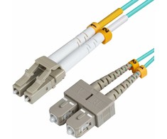 „MicroConnect Duplex LC/SC 50/125 µm OM3 7m“ (FIB422007)
