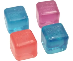 Antistresinis minkomas žaislas Nee Doh 4 Kubai, 3 cm