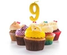 Auksinė žvakutė tortui, skaičius "9"