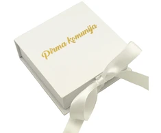 Balta dovanų dėžutė „Pirma komunija“, 10x10x3,5 cm