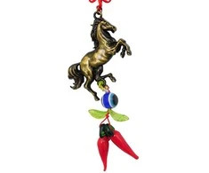 Dekoracija Arklys su raudonu siūlu, 19 cm
