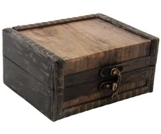 Medinė sendinta skrynutė, 12x5x10 cm