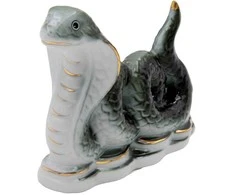 Porcelianinė gyvatės statulėlė, h 9 cm