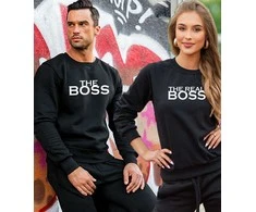 Juodas megztinis RealBoos baltos raidės