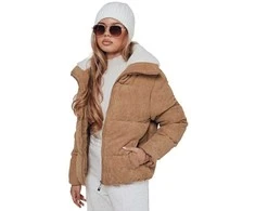 Moteriška žieminė šviesiai ruda striukė Trendy