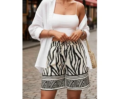 Moteriški juodi/balti šortai Zebra
