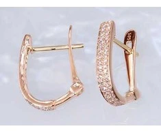 Auksiniai auskarai su brangakmeniais. Metalas: Raudonas Auksas. Praba: 585°. Akmuo: Briliantai - 2.03 g. - 14 mm. - Briliantai (0,215Ct)
