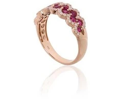 Auksinis žiedas - 17.5 - 2.99 g. - Briliantai (0,226Ct), Rubinas (0,813Ct)