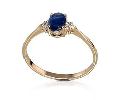 Auksinis žiedas su brangakmeniais. Metalas: Raudonas Auksas. Praba: 585°. Akmuo: Briliantai , Safyras - 16 - 1.19 g. - Briliantai (0,036Ct), Safyras (0,461Ct)