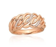 Auksinis žiedas su brangakmeniais. Metalas: Raudonas Auksas. Praba: 585°. Akmuo: Briliantai - 18.5 - 5.17 g. - Briliantai (0,04Ct)