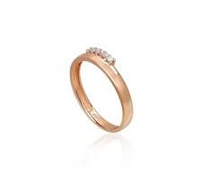 Auksinis žiedas su brangakmeniais. Metalas: Raudonas Auksas. Praba: 585°. Akmuo: Briliantai - 17 - 1.8 g. - Briliantai (0,07Ct)