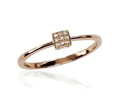 Auksinis žiedas su brangakmeniais. Metalas: Raudonas Auksas. Praba: 585°. Akmuo: Briliantai - 16.5 - 1.02 g. - Briliantai (0,026Ct)